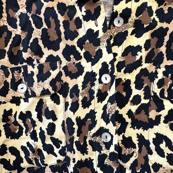 VTG 90s 100% Silk Clio Women's Button Up Leopard Blouse Size Medium - Picture 5 of 5